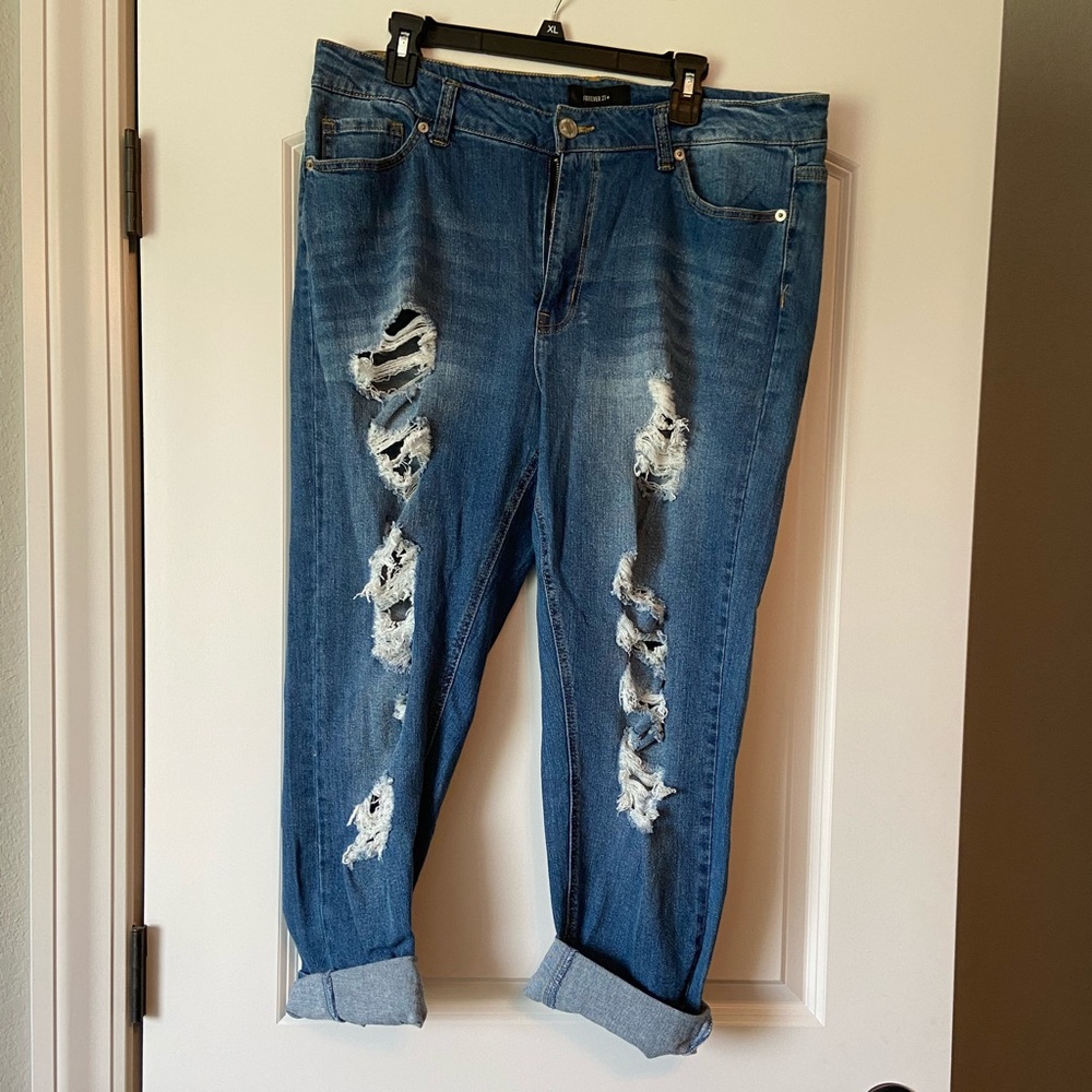 FOREVER 21 JEANS
